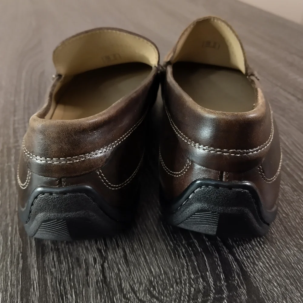 ECCO Classic Moc mens loafer. Size  9.5. Slip ons Leather great condition Brown - Picture 10 of 15